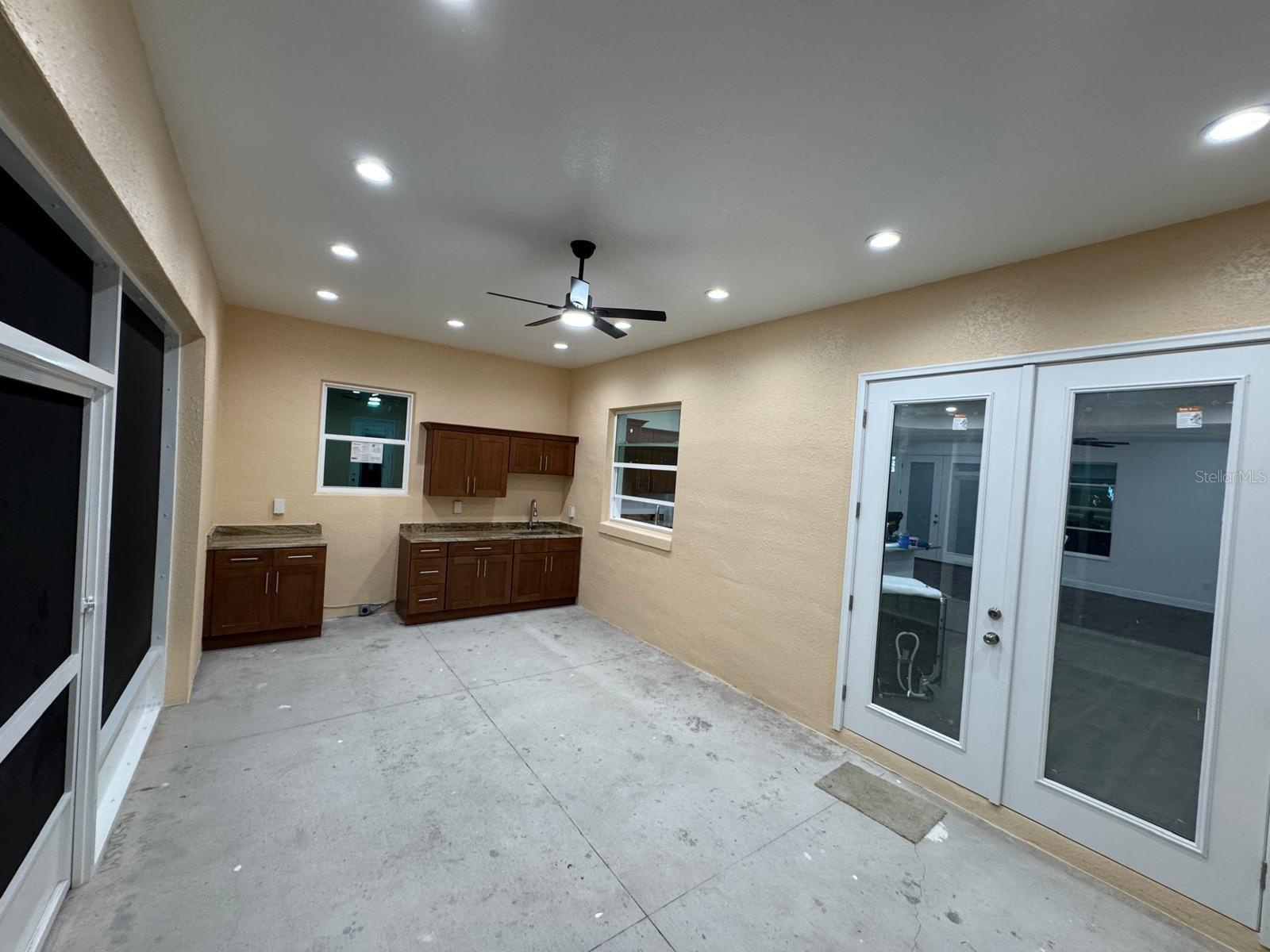 SONOMA - Residential Lease