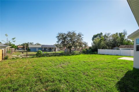 A home in SEBRING