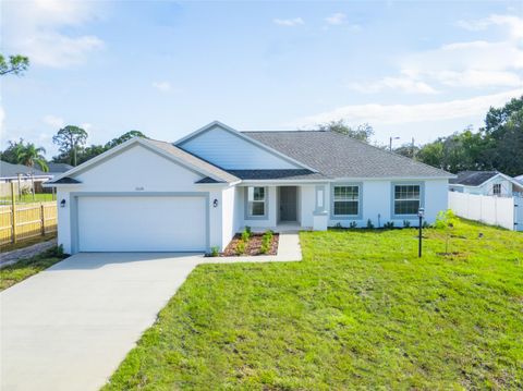 A home in SEBRING