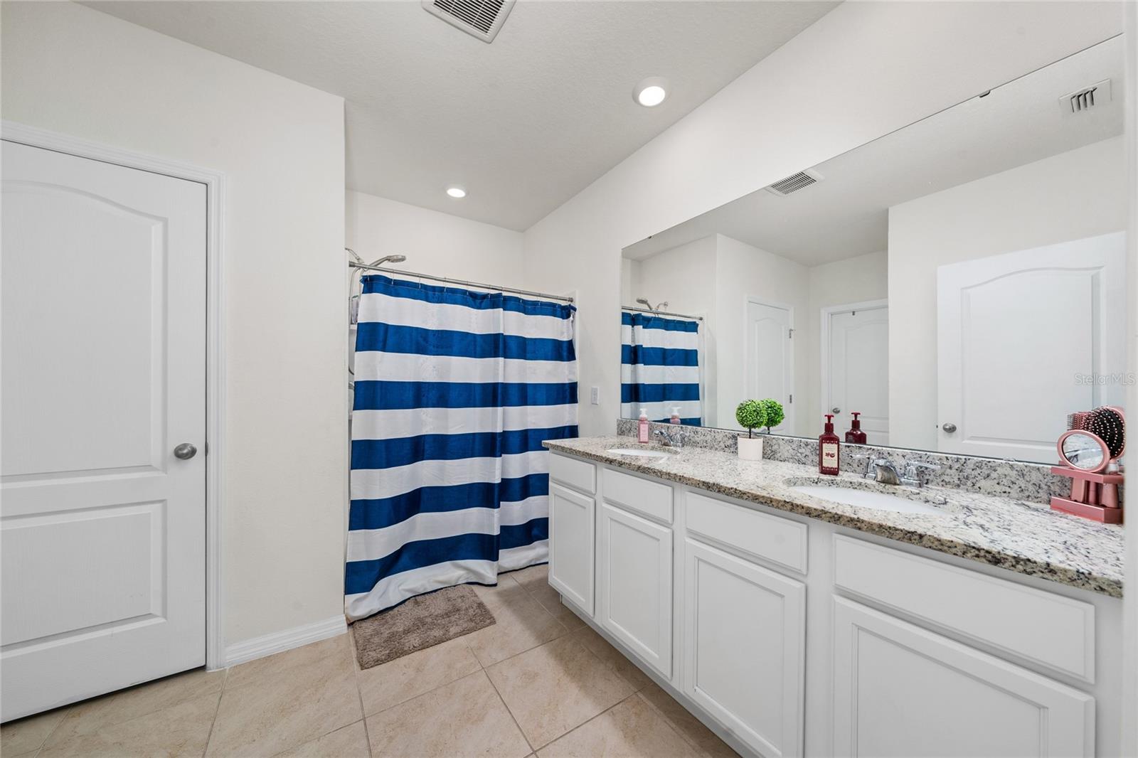 CYPRESS PARK ESTATES - Residential