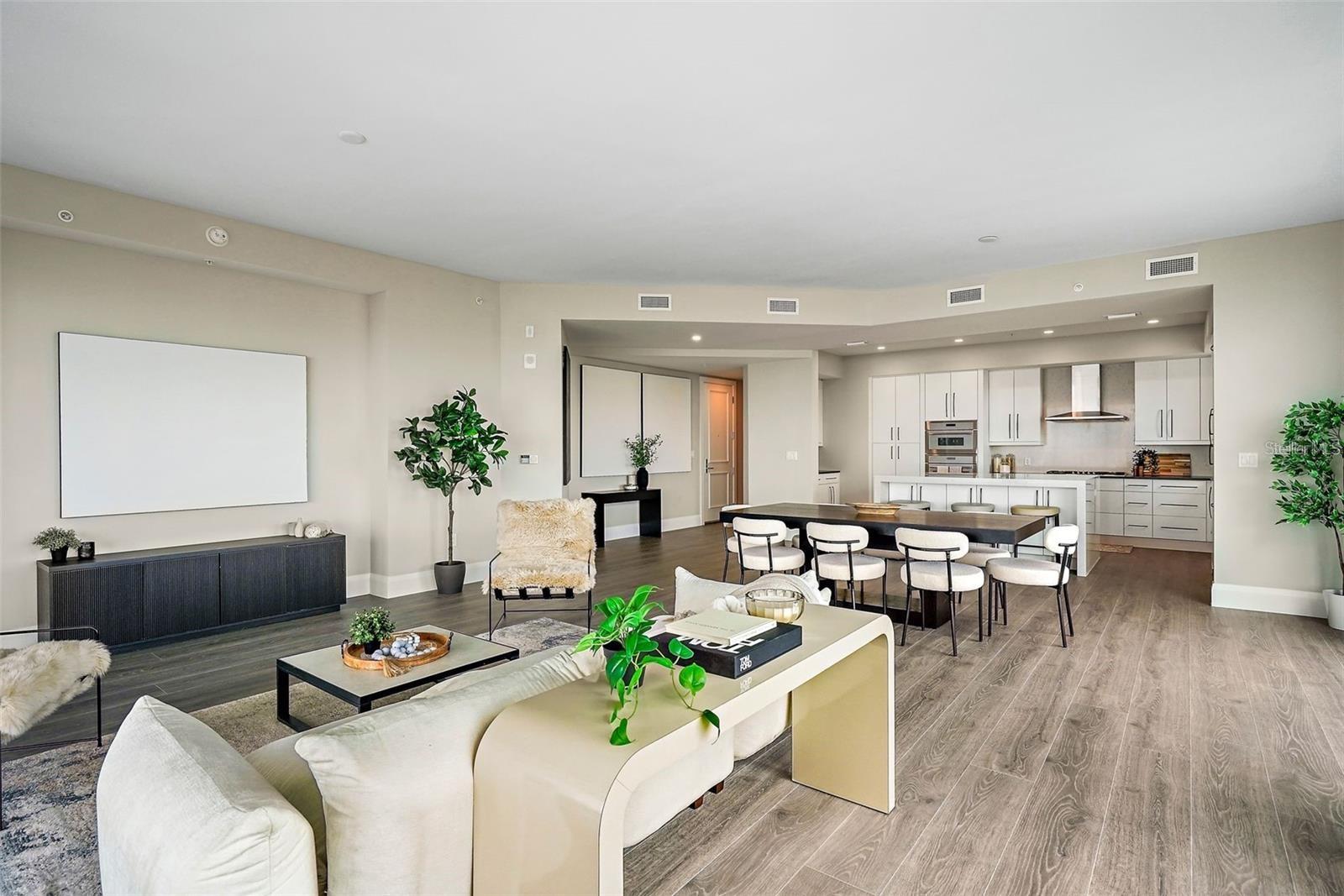 2910 W BARCELONA STREET 1001