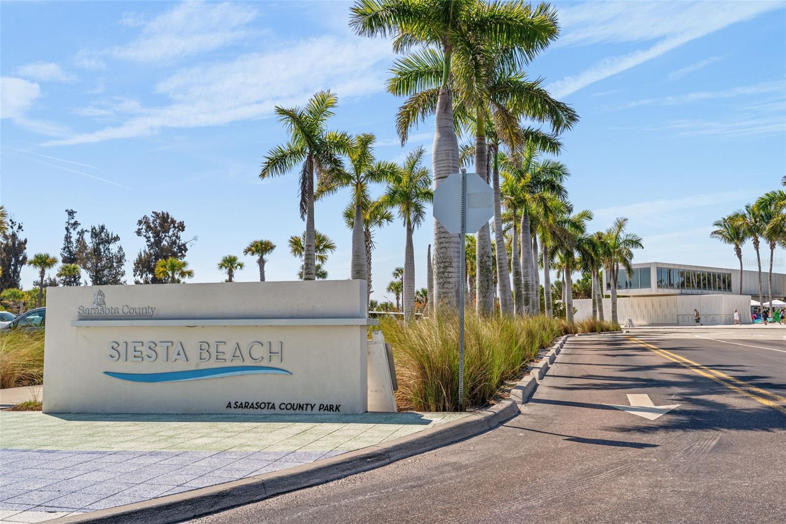 CASA BLANCA VILLAS - Residential