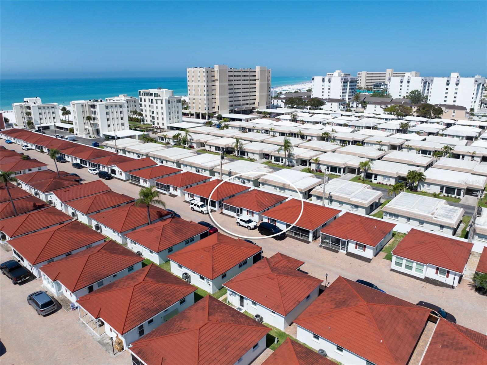 CASA BLANCA VILLAS - Residential