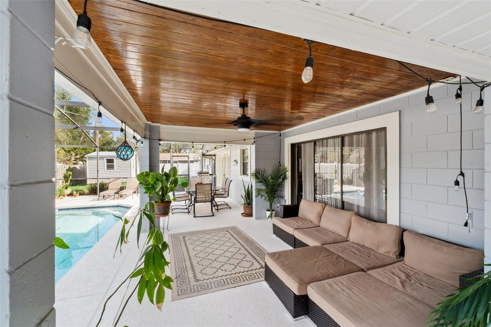 EUSTIS PINE MEADOWS FAIRWAY ESTATES - Residential