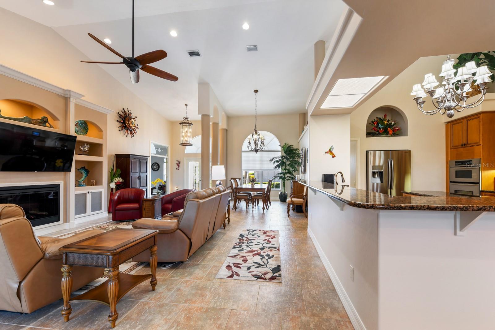 LINKSIDE AT BURNT STORE MARINA - Residential