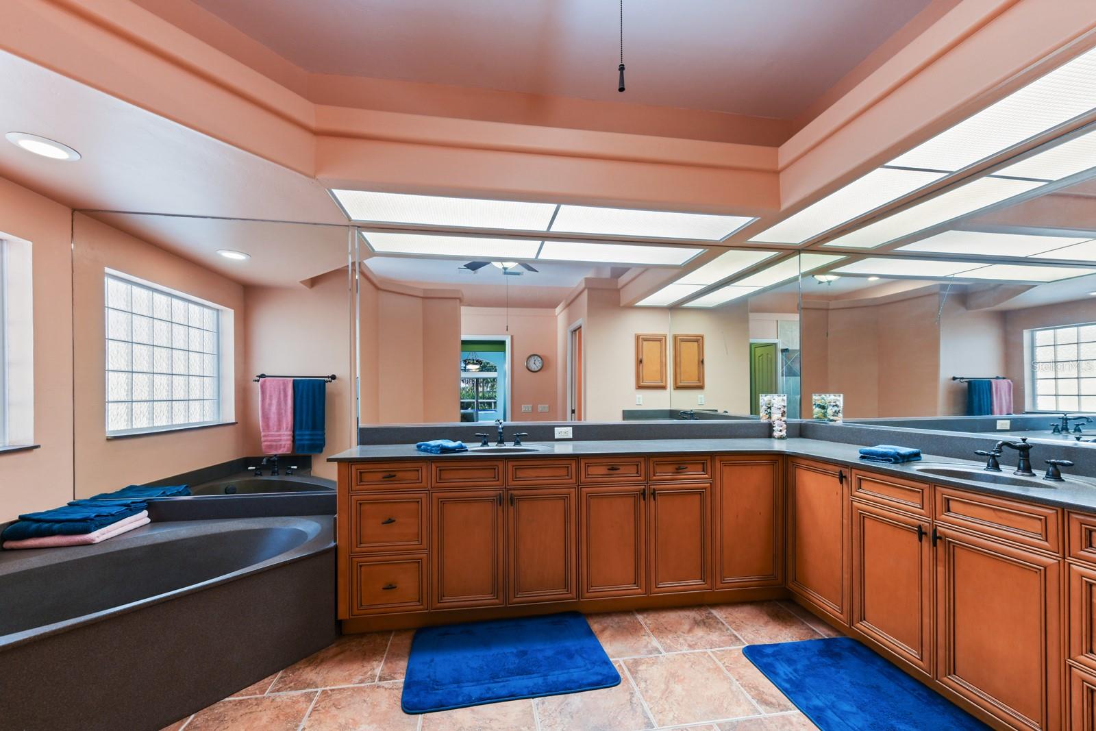 LINKSIDE AT BURNT STORE MARINA - Residential