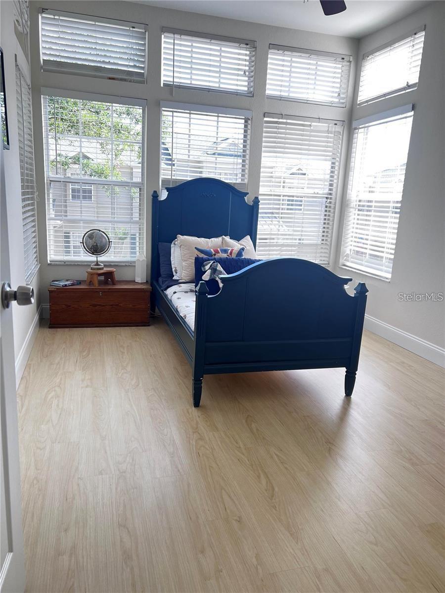 CAROLINA LANDINGS AT UNIVERSITY PLACE B - Residential Lease