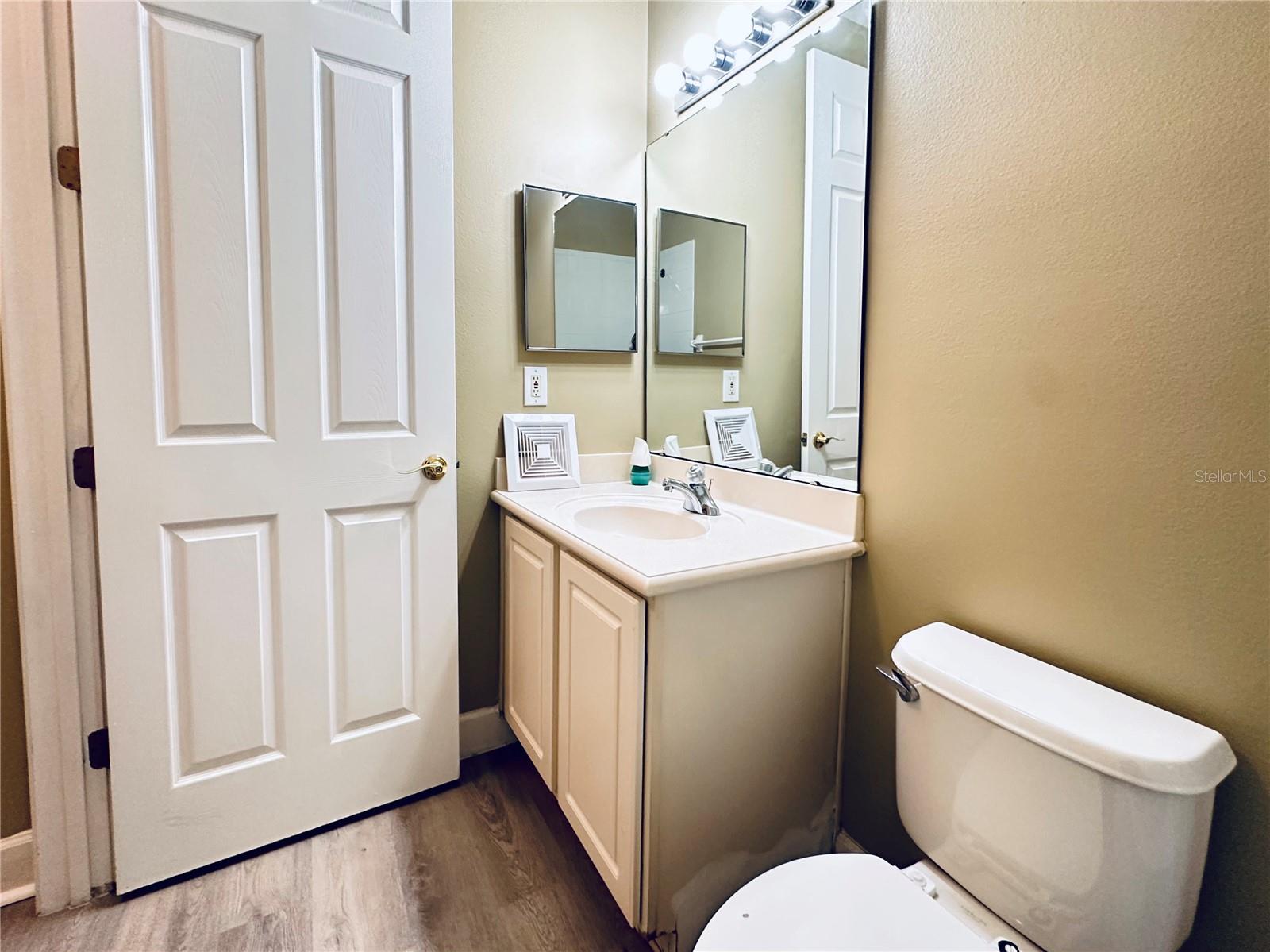 CELEBRATION AREA 5 - Residential Lease