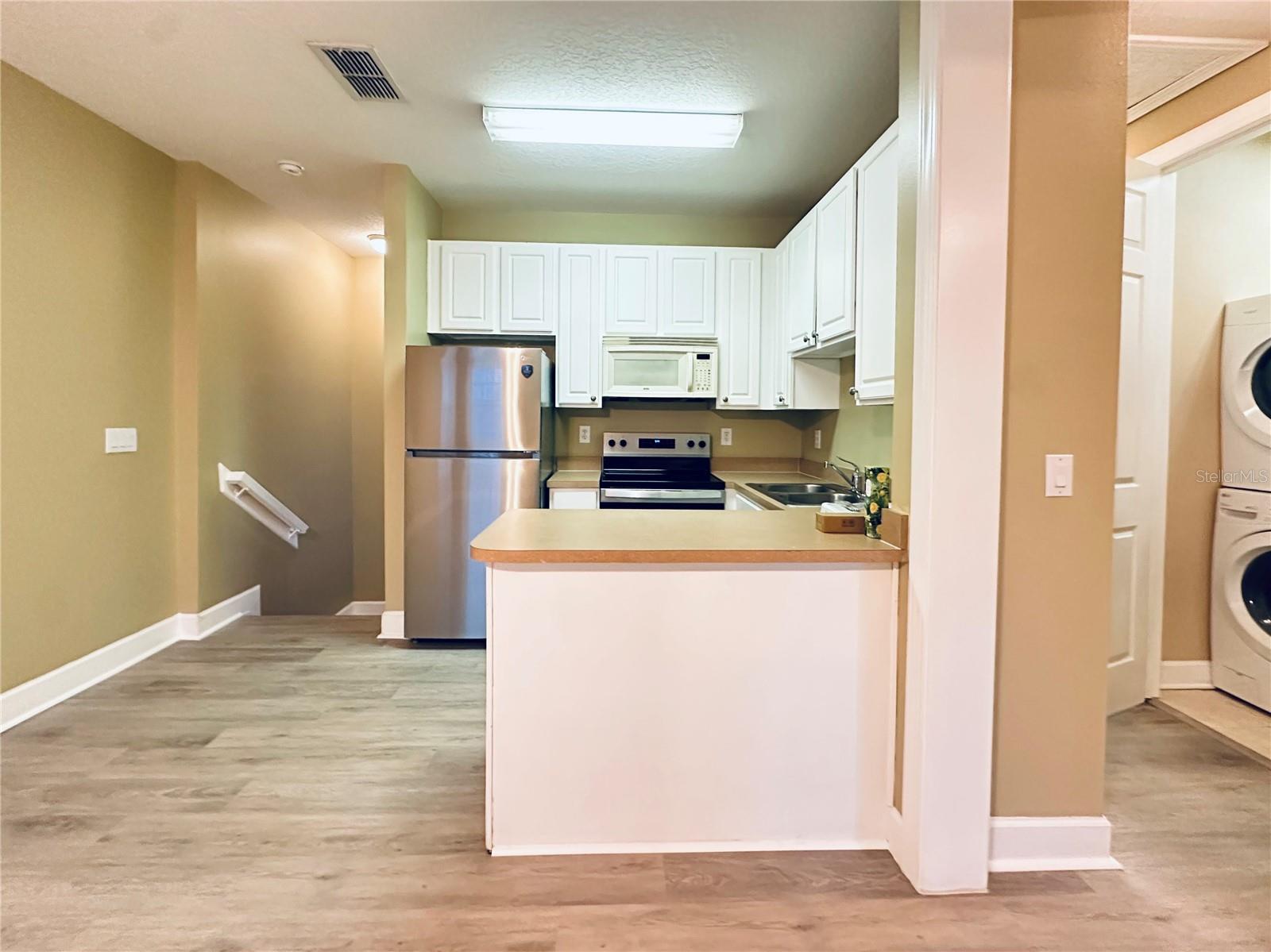 CELEBRATION AREA 5 - Residential Lease