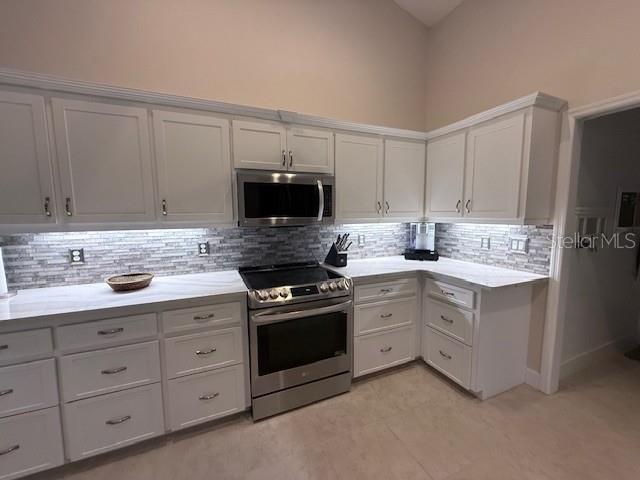 THE LAKES OF JACARANDA - Residential Lease