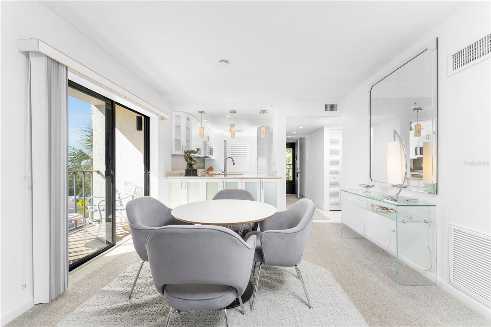 SANDPIPER KEY BLDG 05 - Residential