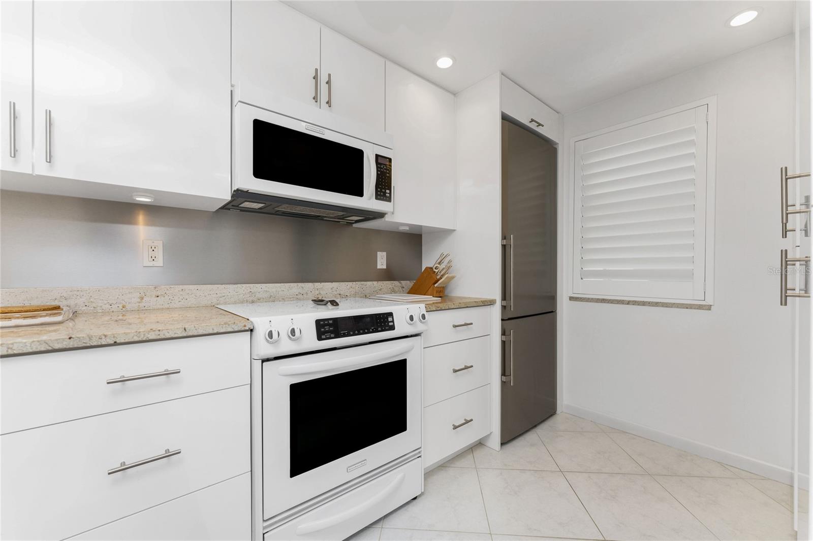 SANDPIPER KEY BLDG 05 - Residential