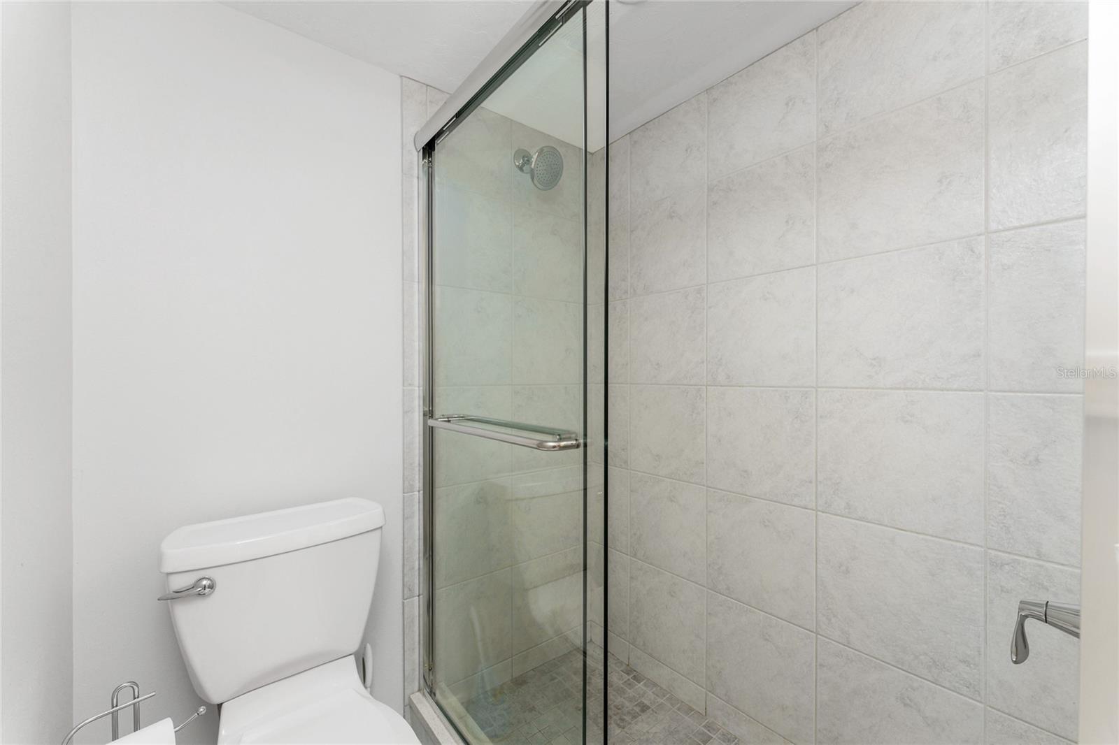 SANDPIPER KEY BLDG 05 - Residential