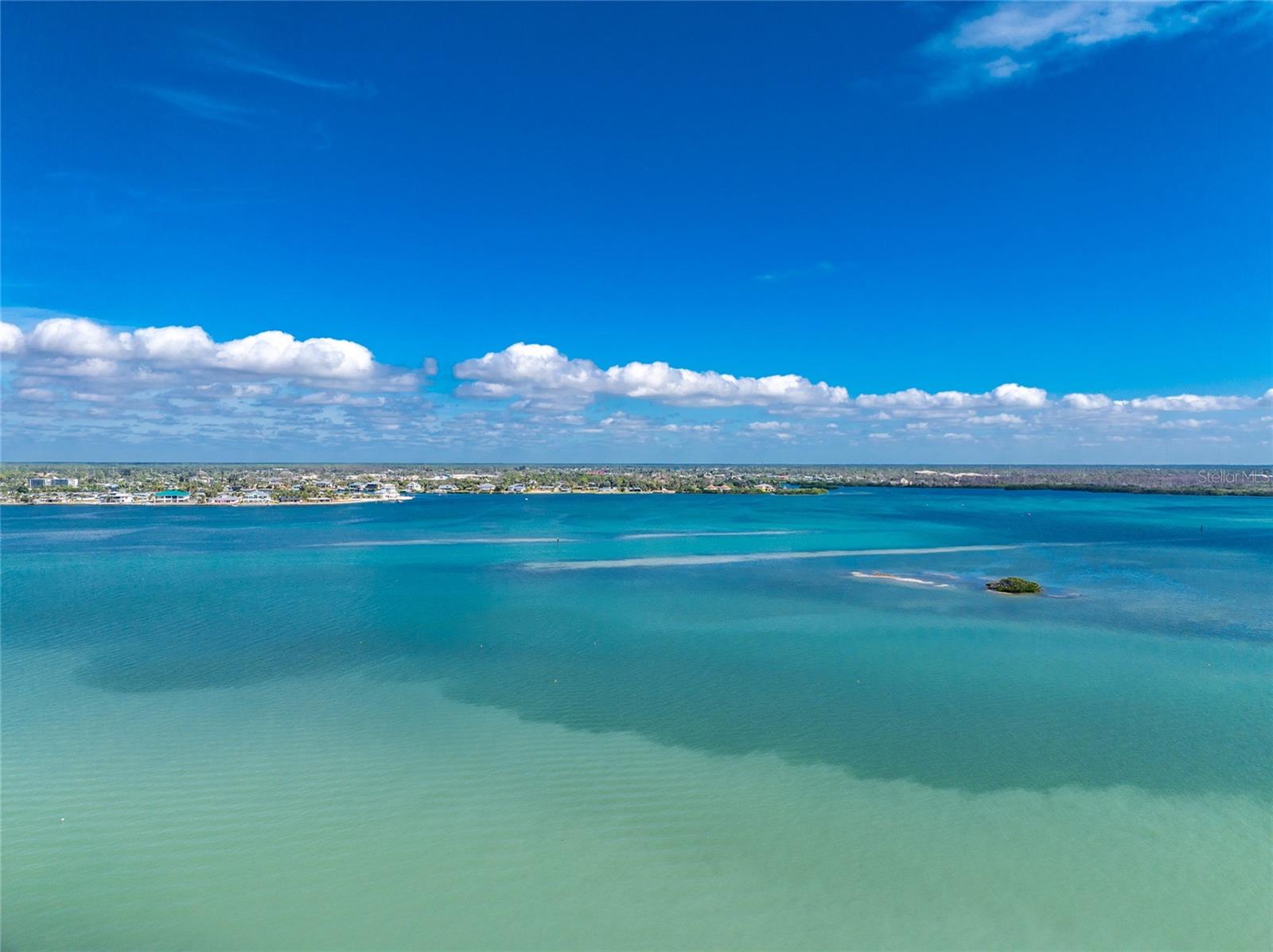 SANDPIPER KEY BLDG 05 - Residential