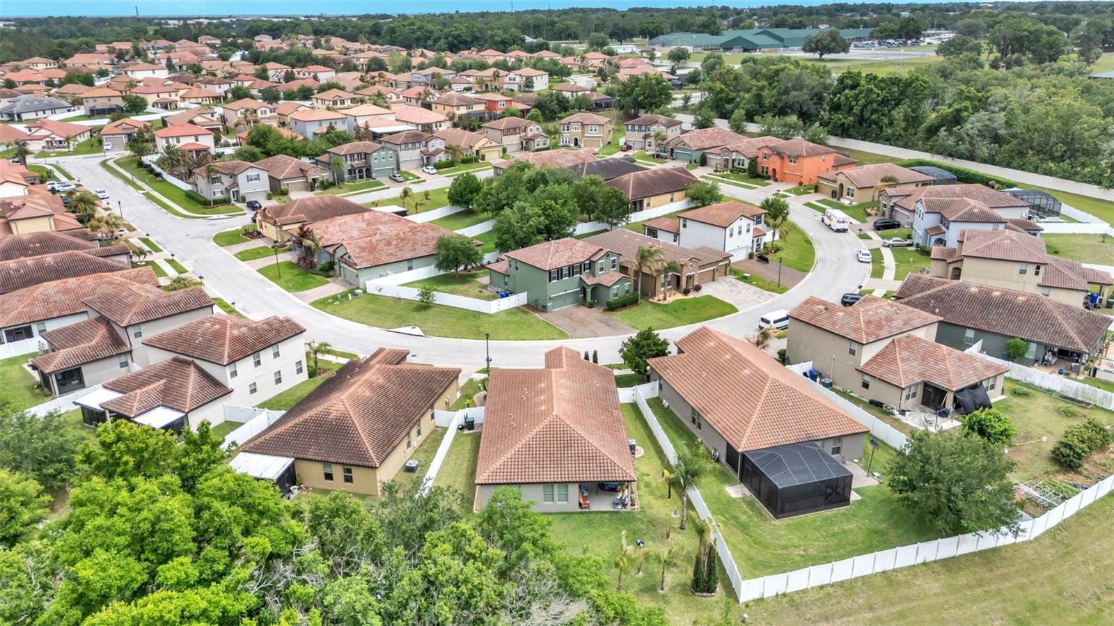 TERRALARGO PH 02 - Residential