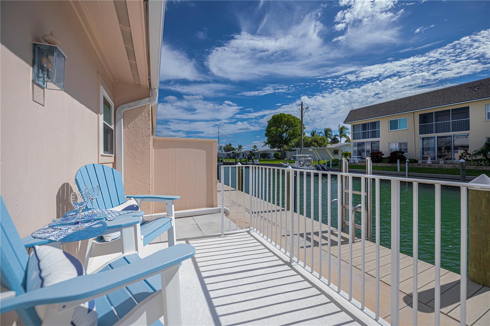 TARPON CENTER VILLAS - Residential