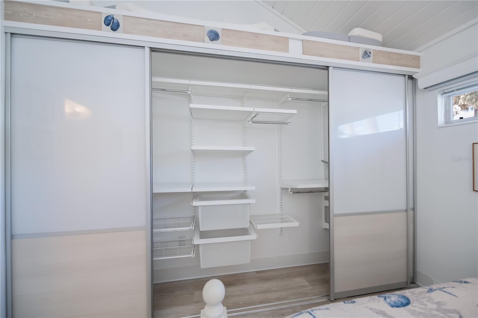 TARPON CENTER VILLAS - Residential