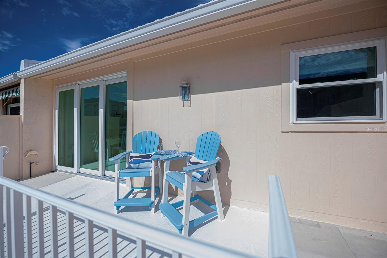 TARPON CENTER VILLAS - Residential