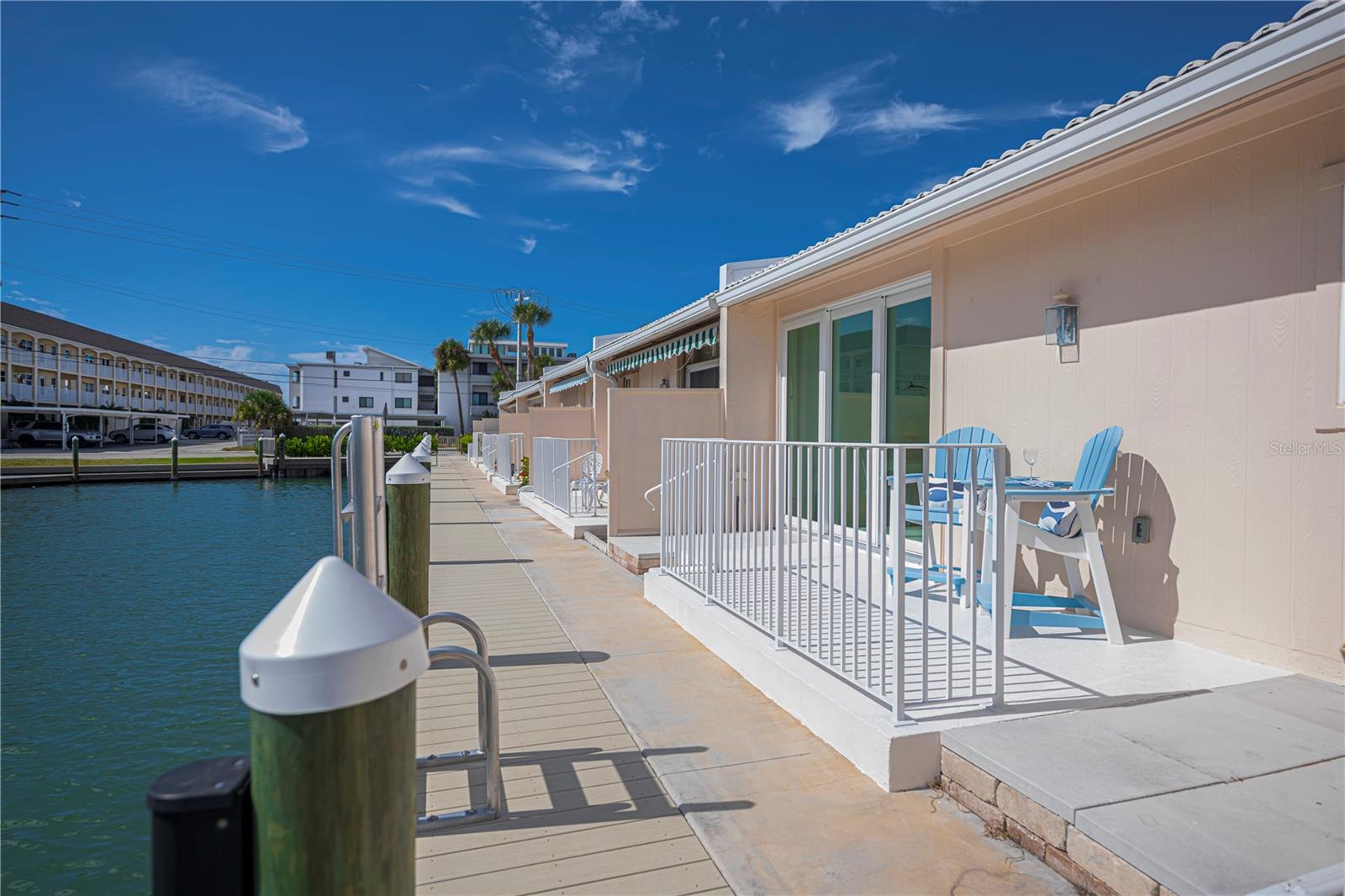 TARPON CENTER VILLAS - Residential