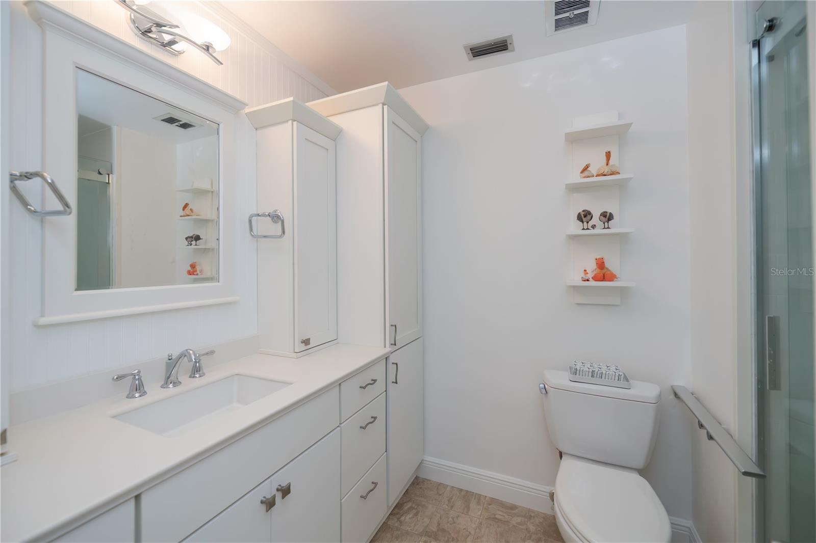 TARPON CENTER VILLAS - Residential