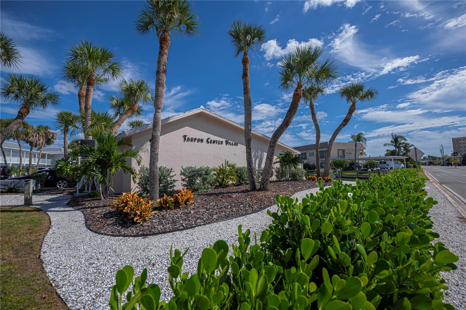 TARPON CENTER VILLAS - Residential