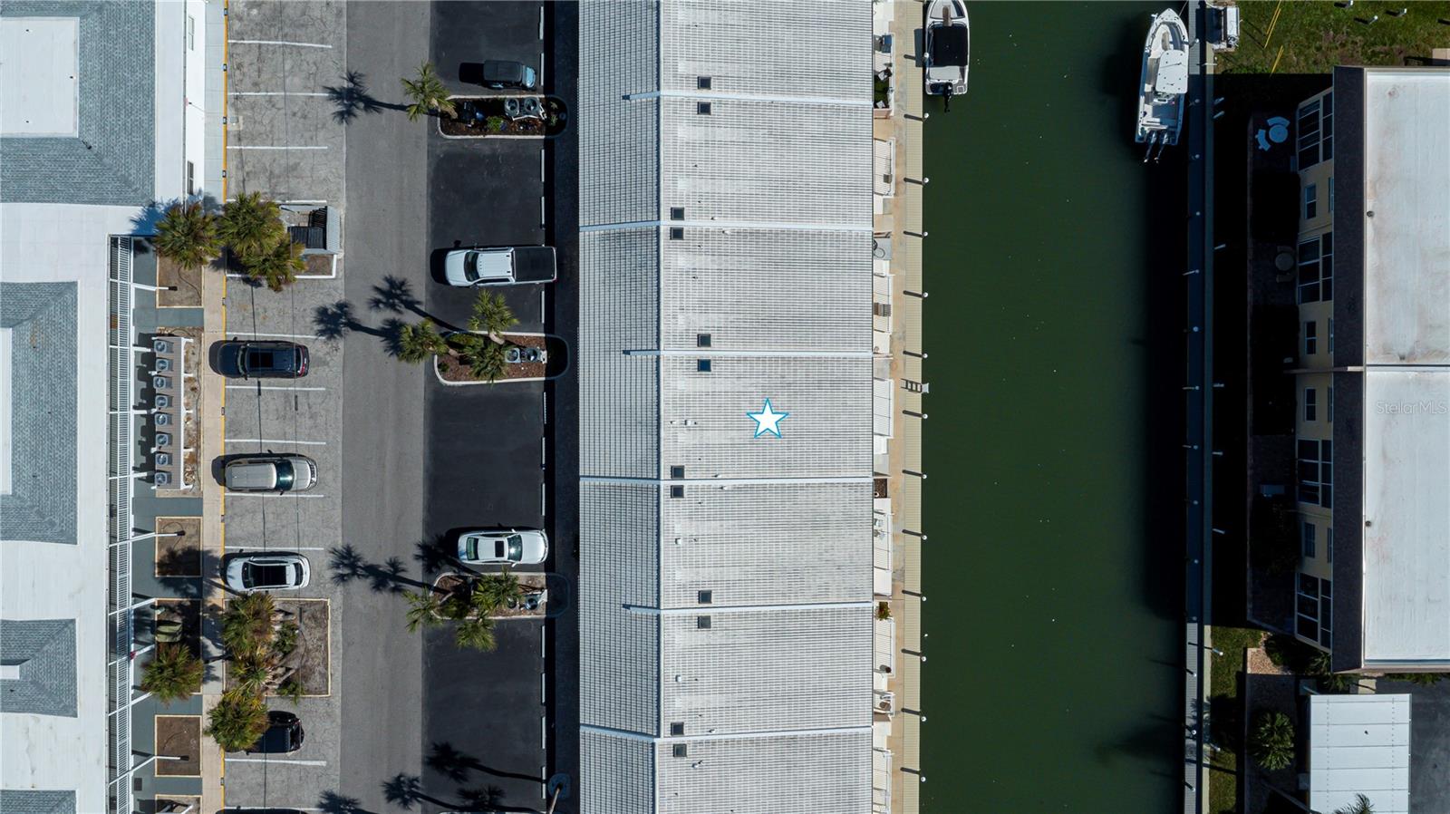 TARPON CENTER VILLAS - Residential