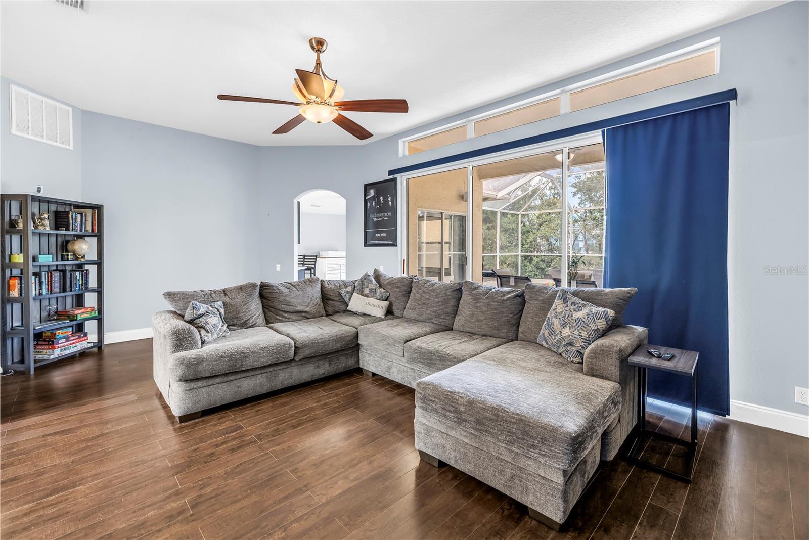 BARRINGTON HILLS - Residential