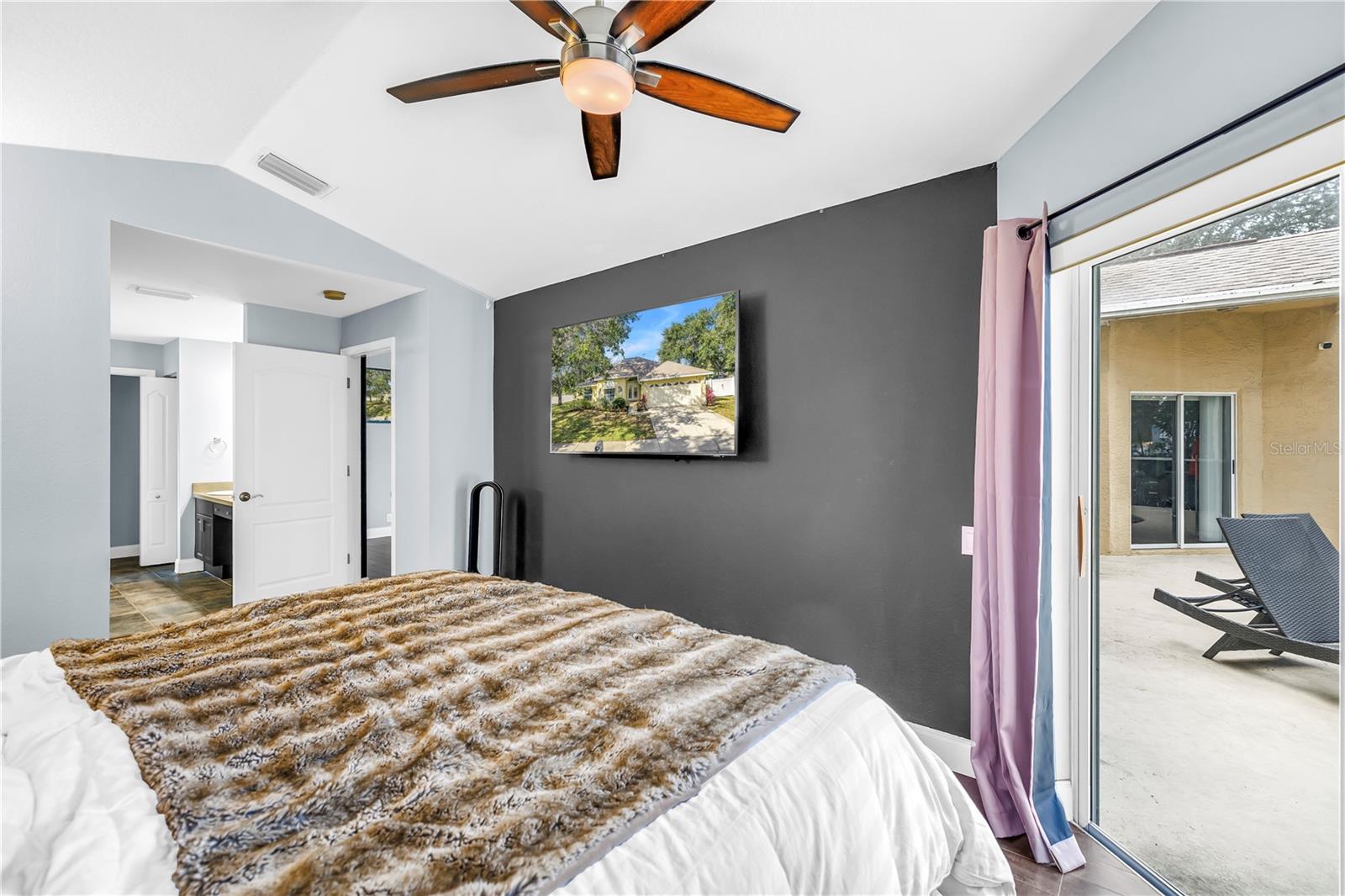 BARRINGTON HILLS - Residential