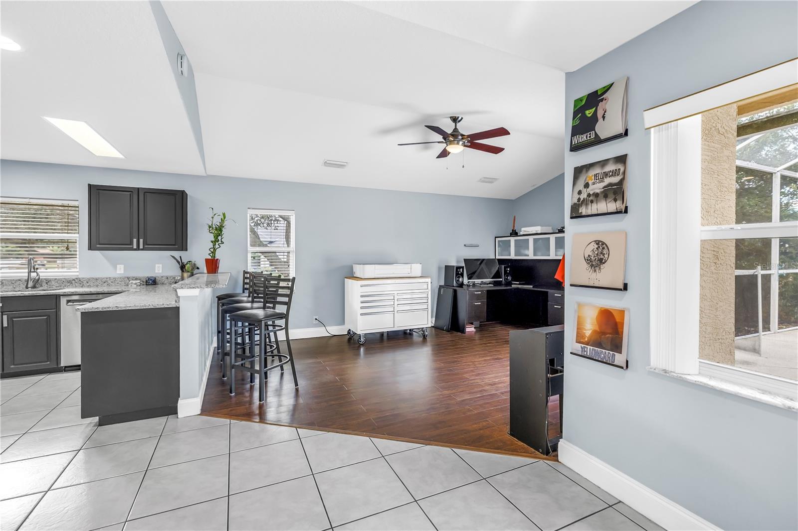 BARRINGTON HILLS - Residential