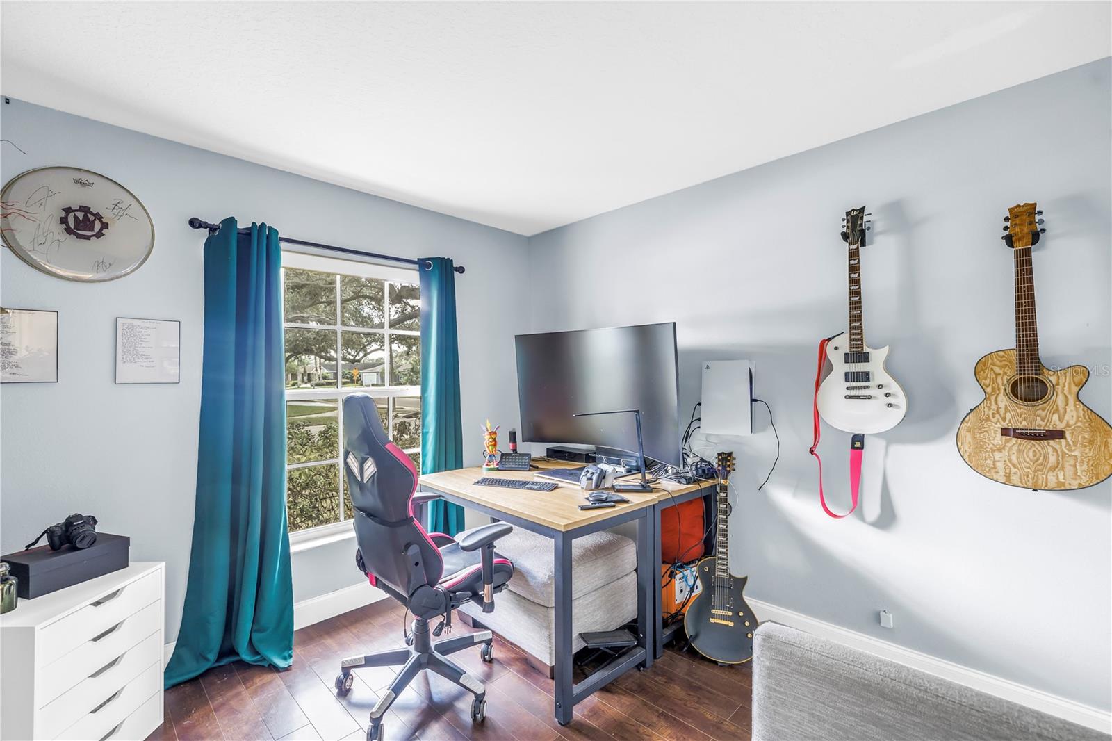 BARRINGTON HILLS - Residential