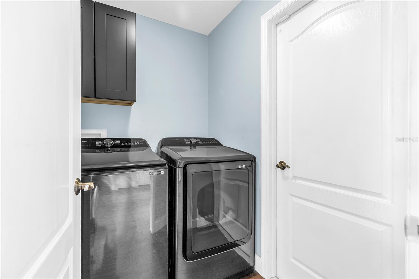 BARRINGTON HILLS - Residential