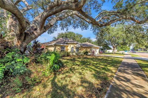 2056 BELLHURST DRIVE DUNEDIN FL 34698