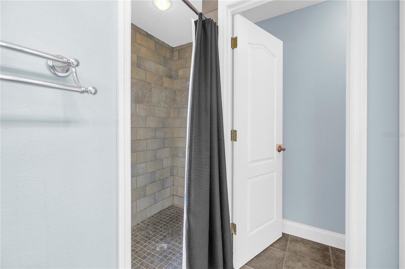 BARRINGTON HILLS - Residential