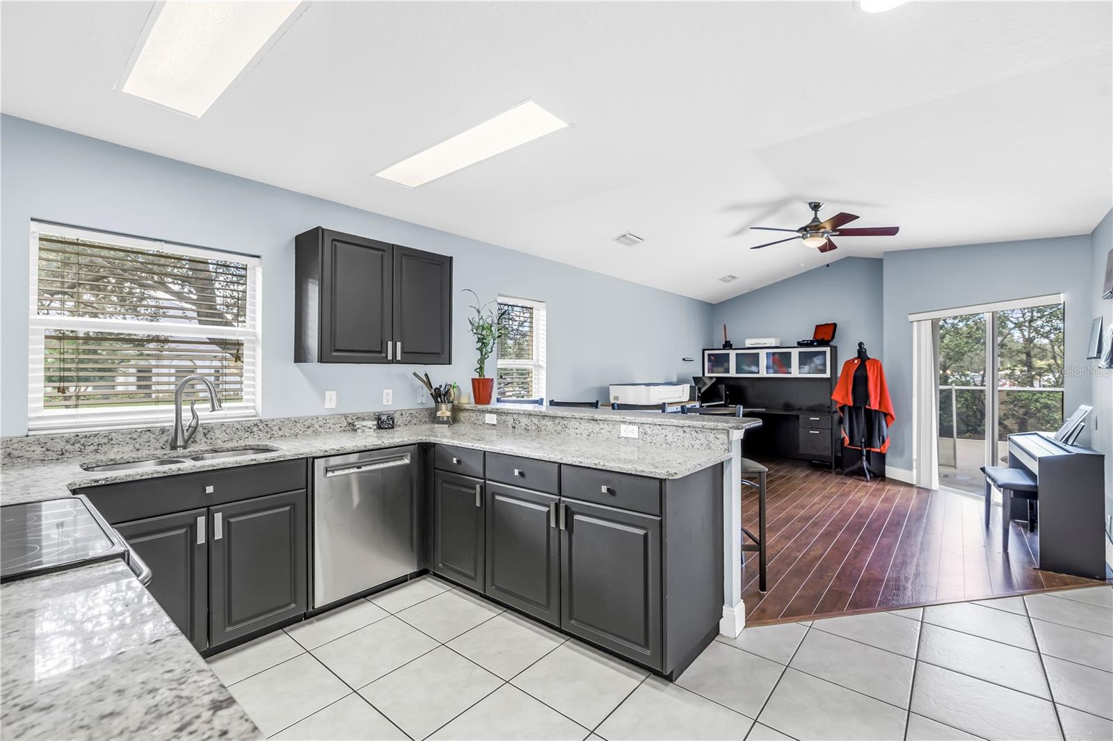 BARRINGTON HILLS - Residential