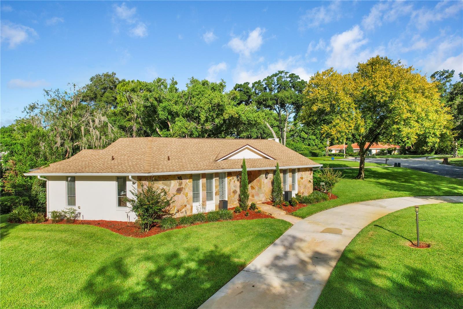 1678 KINGSTON ROAD