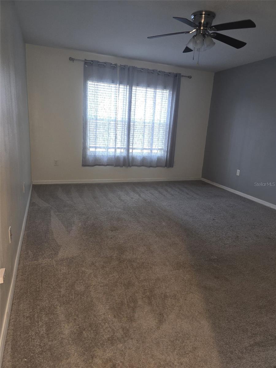 LAKE DIAMOND N - Residential Lease