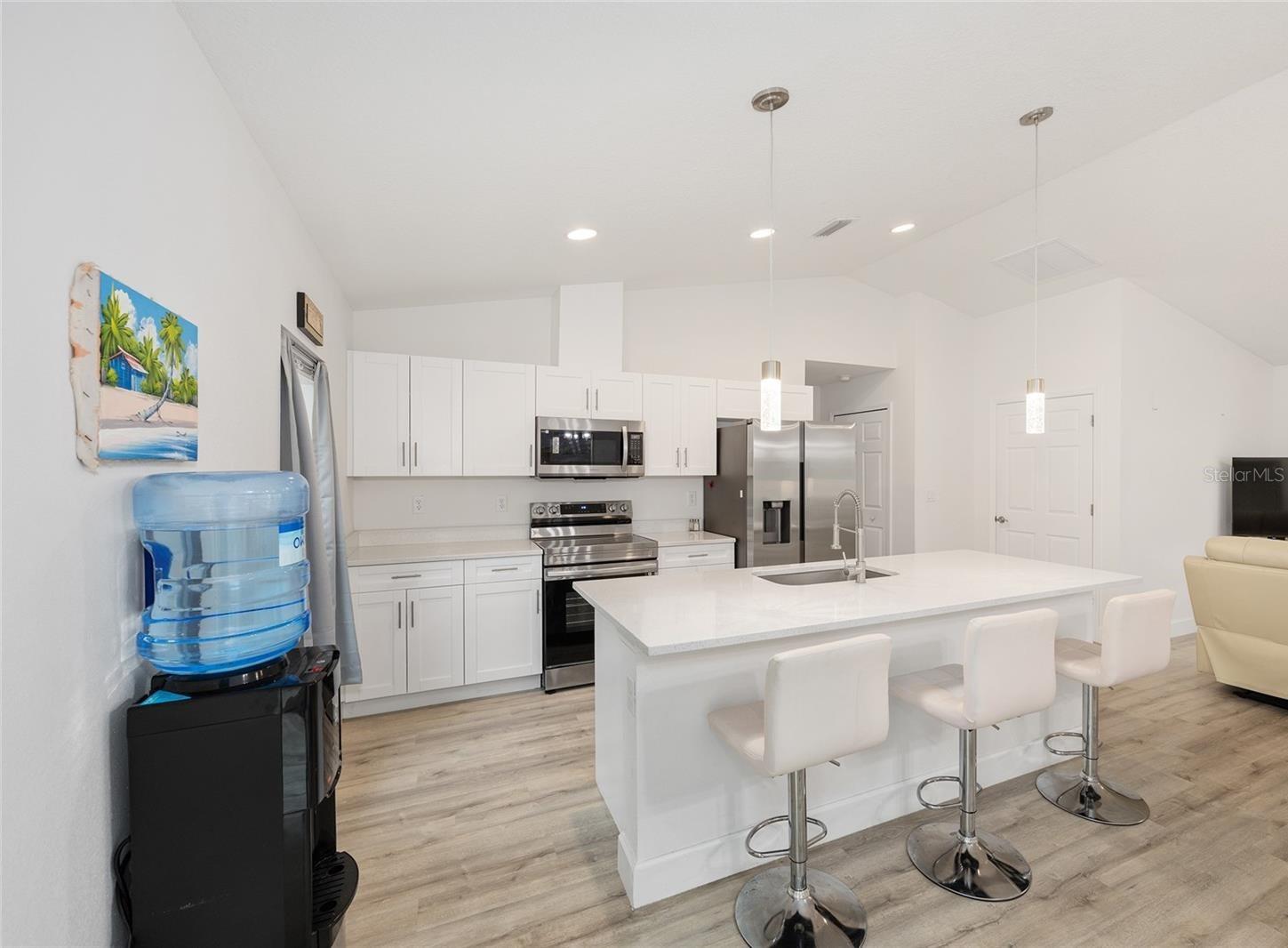 OCALA ESTATE - Residential Lease