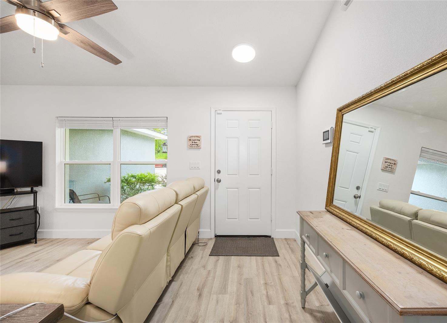 OCALA ESTATE - Residential Lease