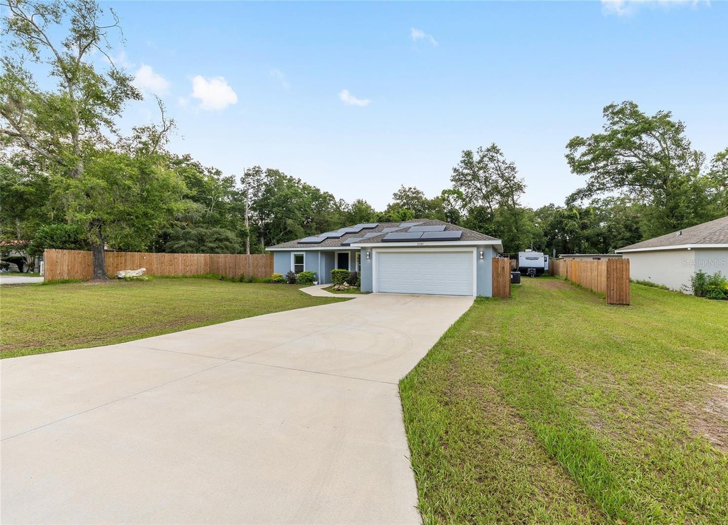 OCALA ESTATE - Residential Lease