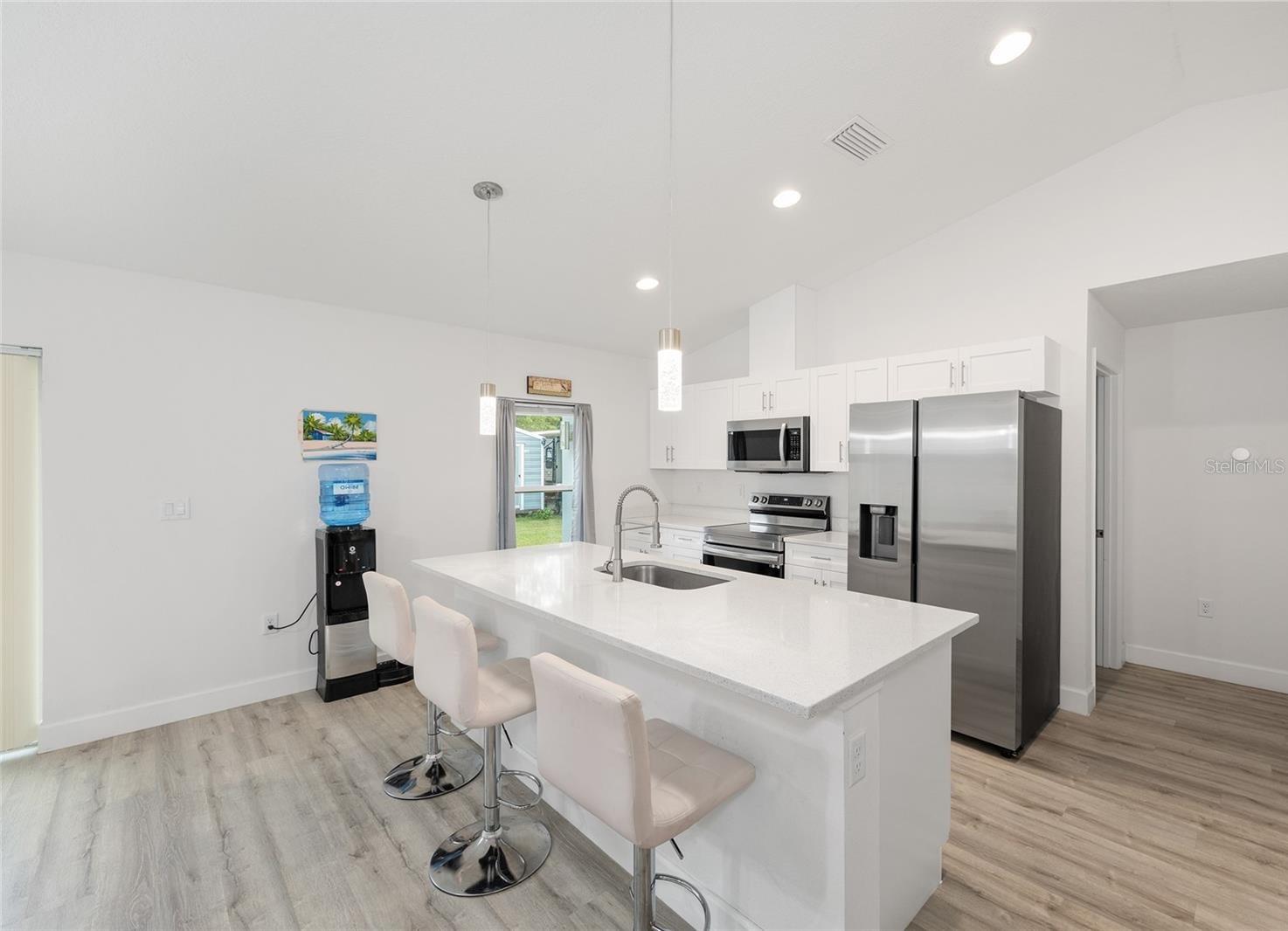 OCALA ESTATE - Residential Lease