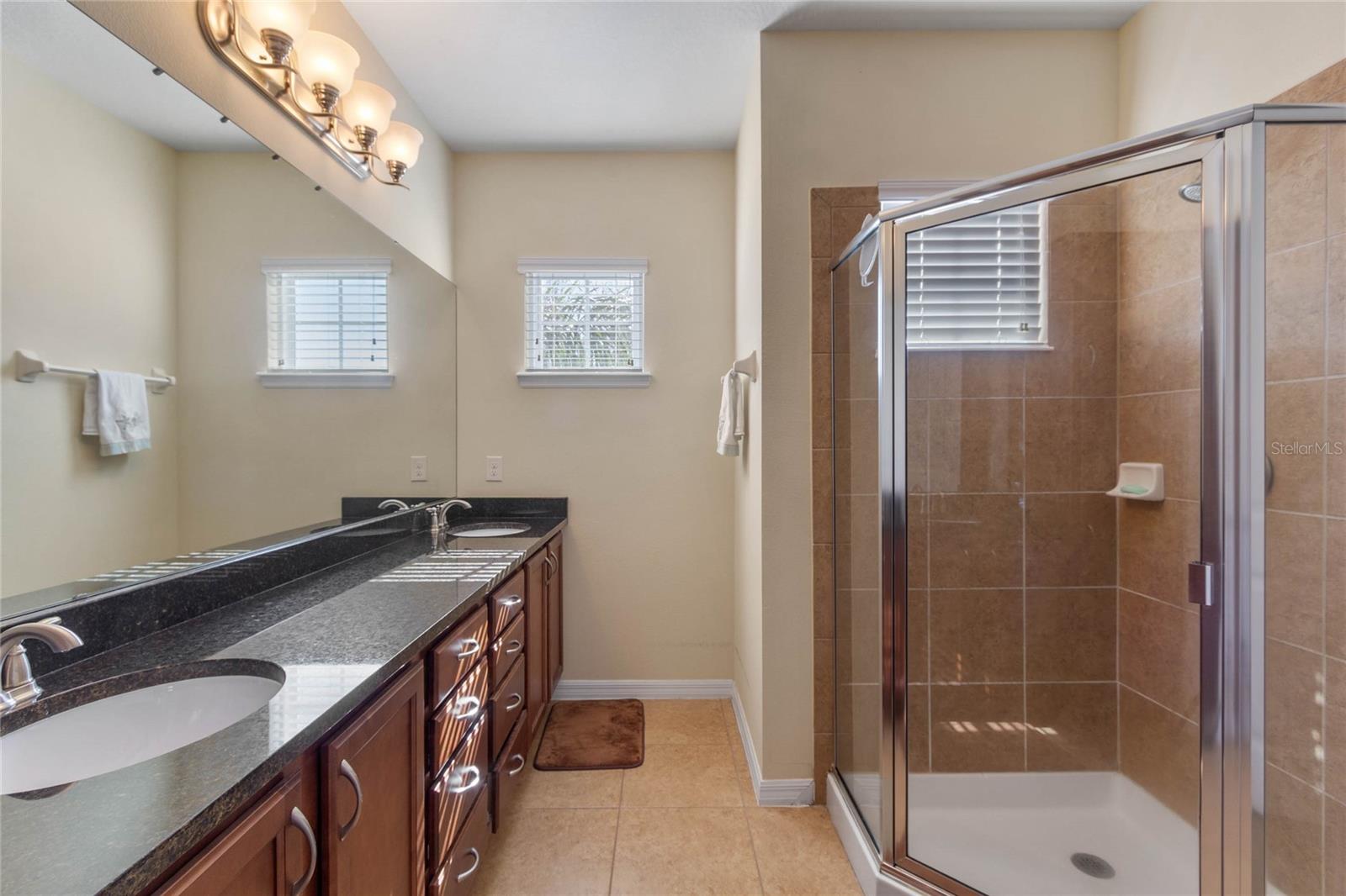 SIGNATURE LAKES PH 2A - Residential Lease