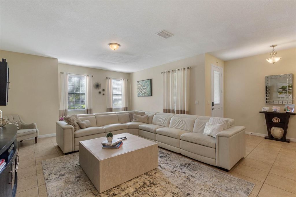 Photo of 15184 Avenue Of The Arbors, Winter Garden, FL 34787 (MLS # S5137883)