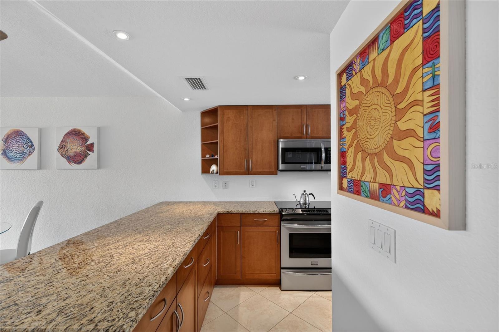 LEPORELLO CONDO RESIDENCE - Residential