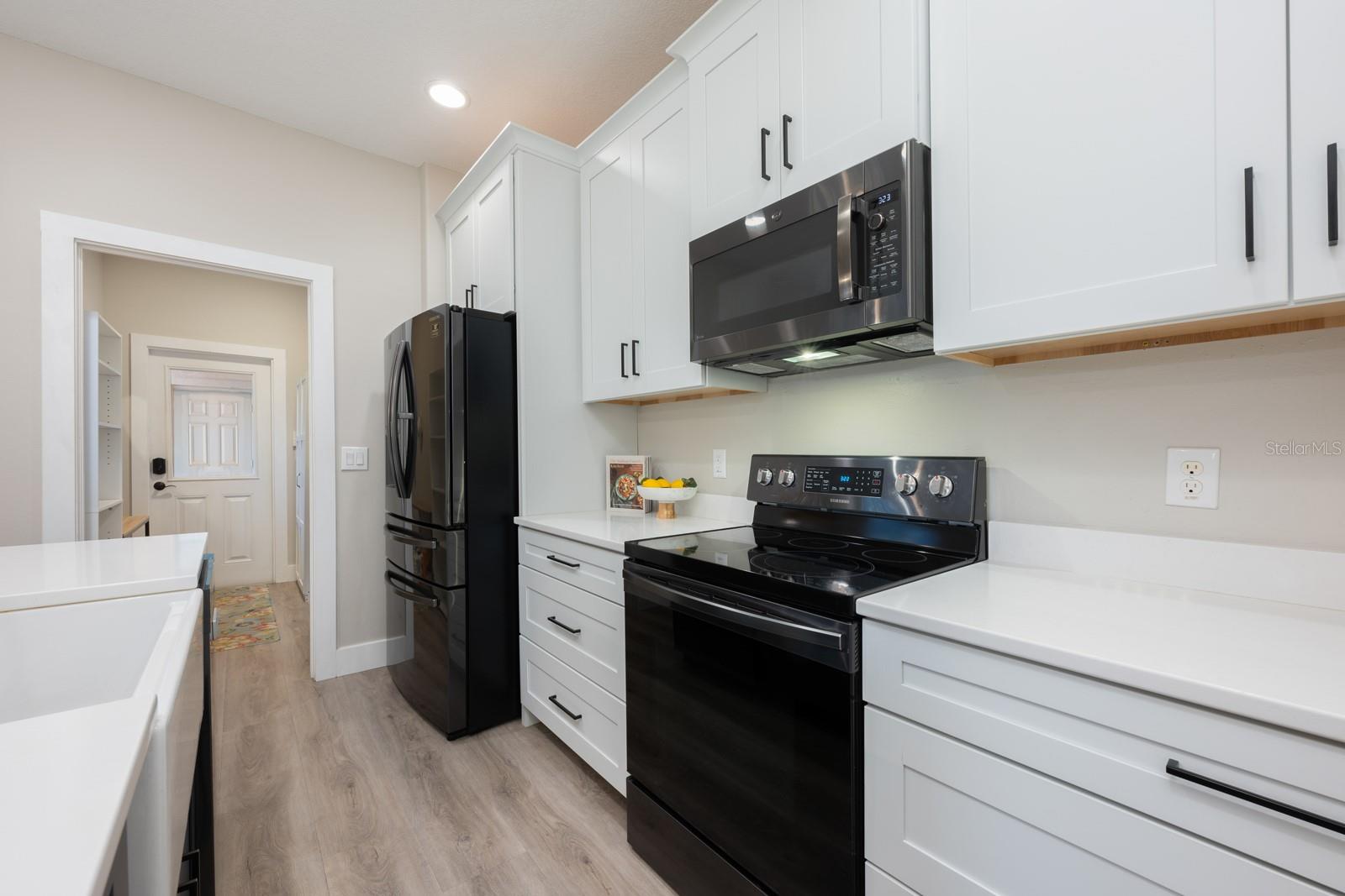 SIGNATURE LAKES PH 02 A B H I J - Residential