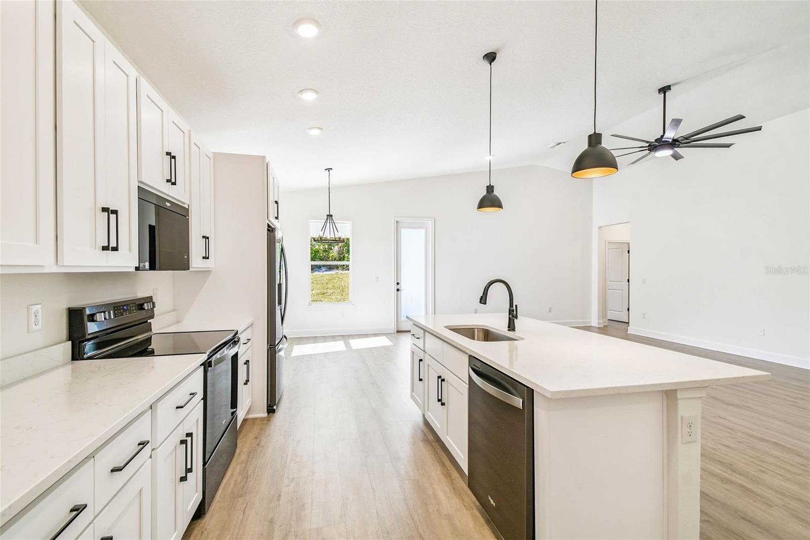 SPRING HILL - Residential