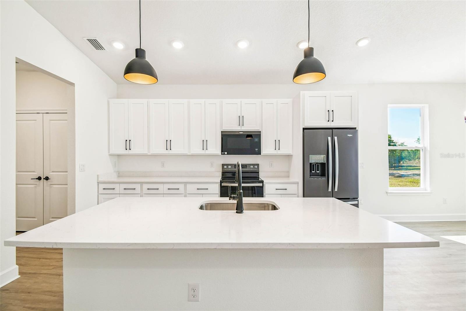 SPRING HILL - Residential