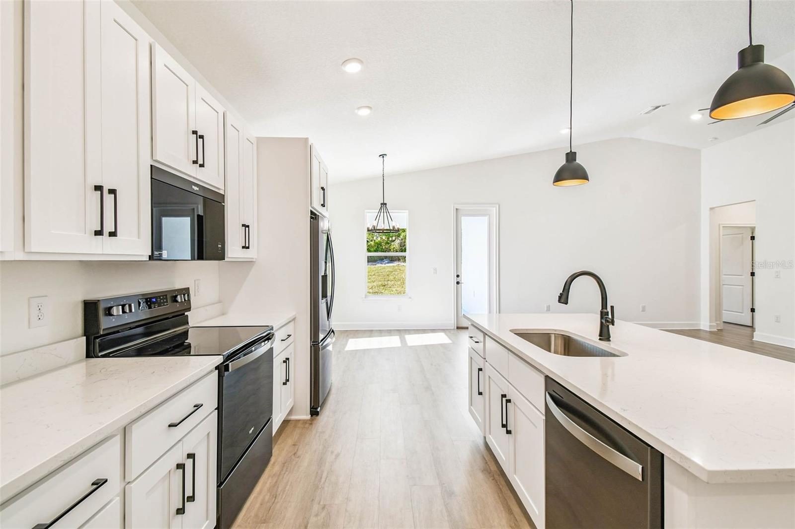 SPRING HILL - Residential