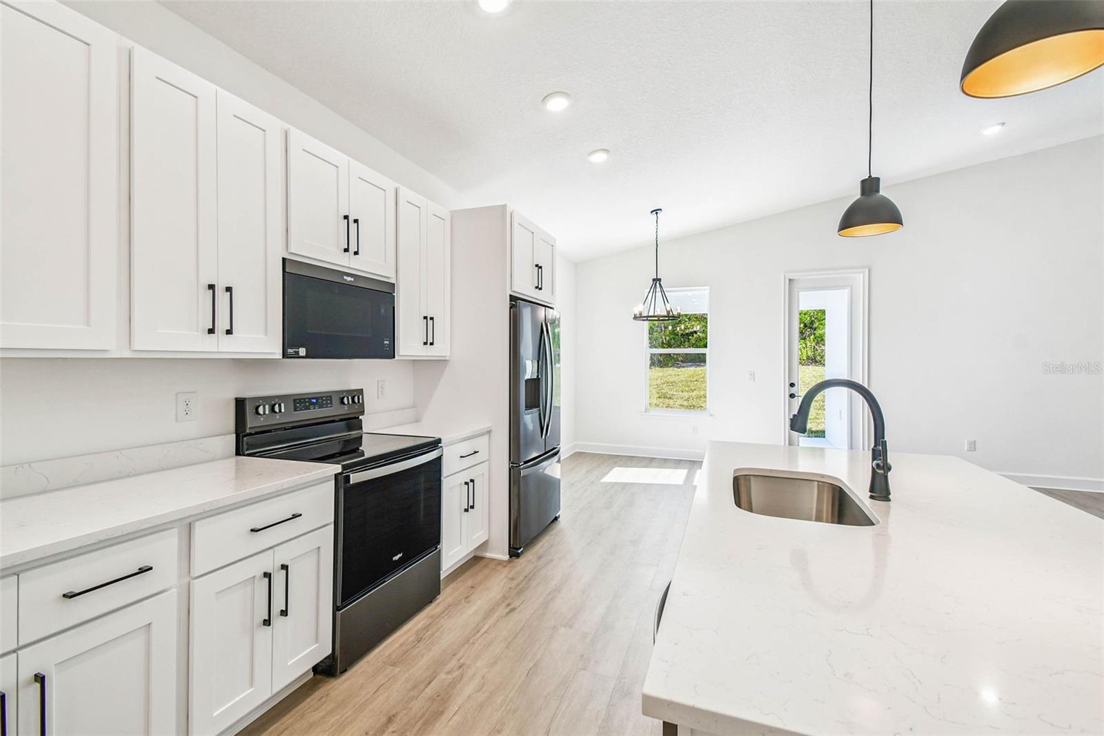 SPRING HILL - Residential