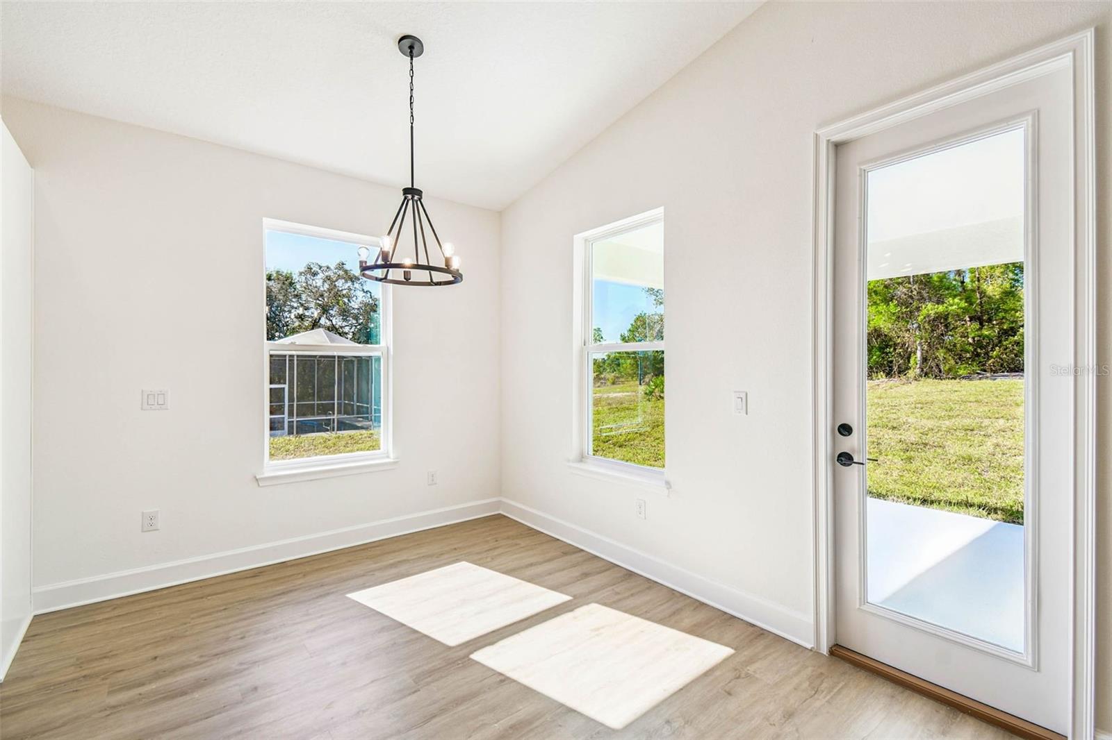 SPRING HILL - Residential