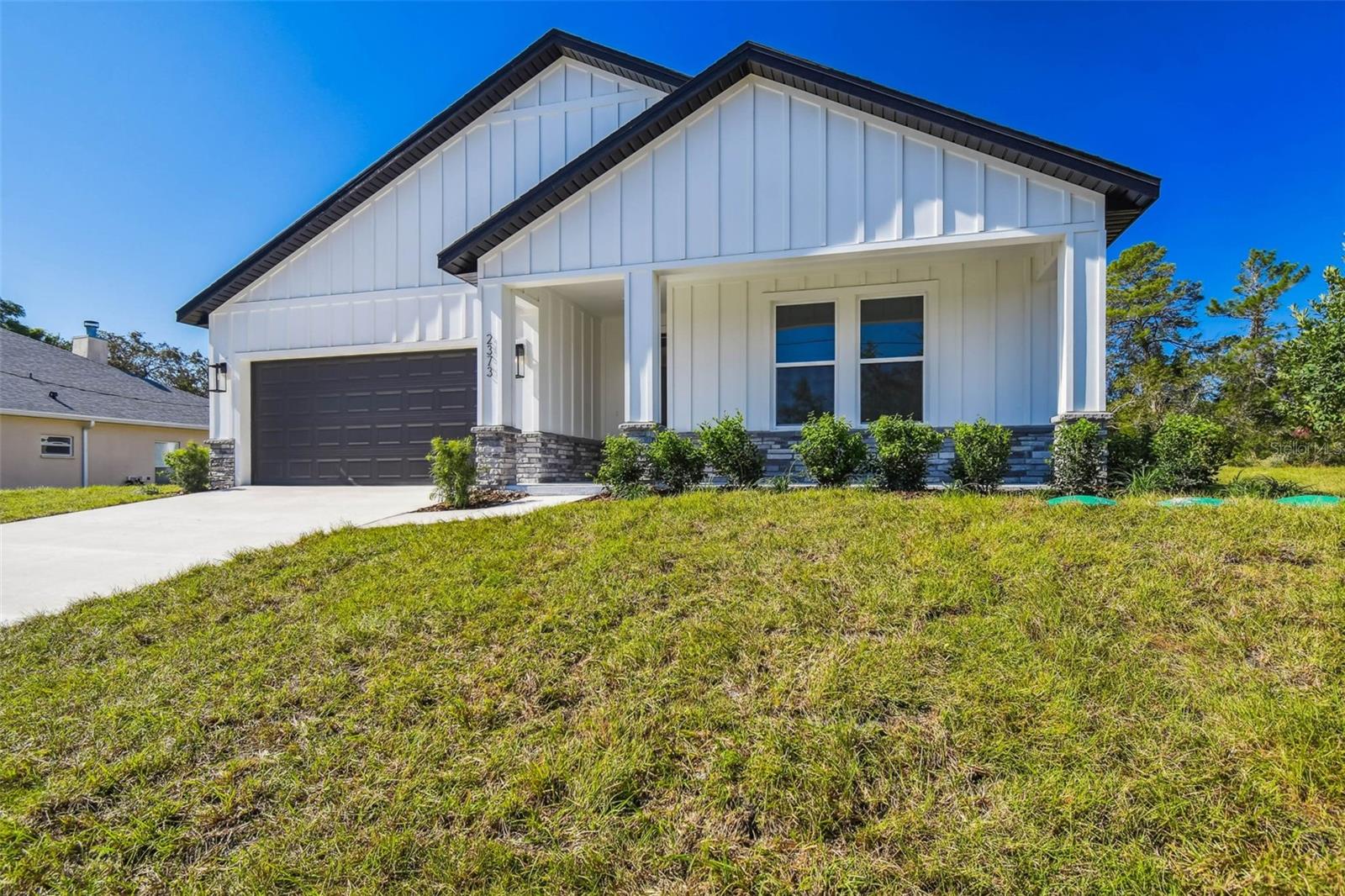 SPRING HILL - Residential